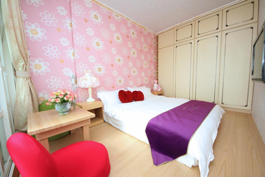 ווג'ייה Avica Homestay מראה חיצוני תמונה