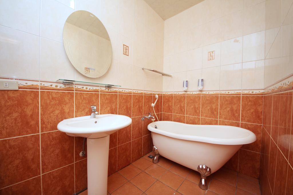 ווג'ייה Avica Homestay מראה חיצוני תמונה